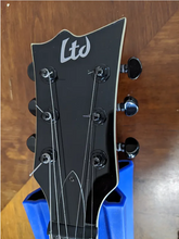 Load image into Gallery viewer, ESP LTD EC-400 Red Great condition 2004 Made in Korea