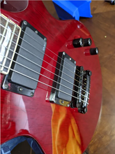 Load image into Gallery viewer, ESP LTD EC-400 Red Great condition 2004 Made in Korea
